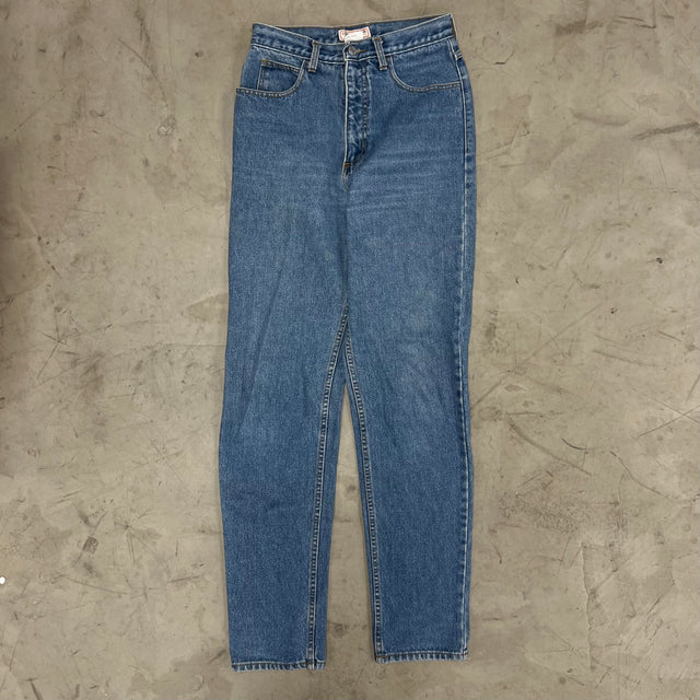VTG Woman’s Guess Jeans