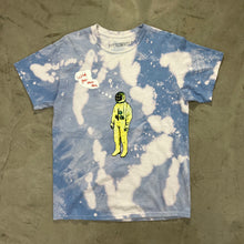 Load image into Gallery viewer, Travis Scott Tie Dye Astronaut (USED)
